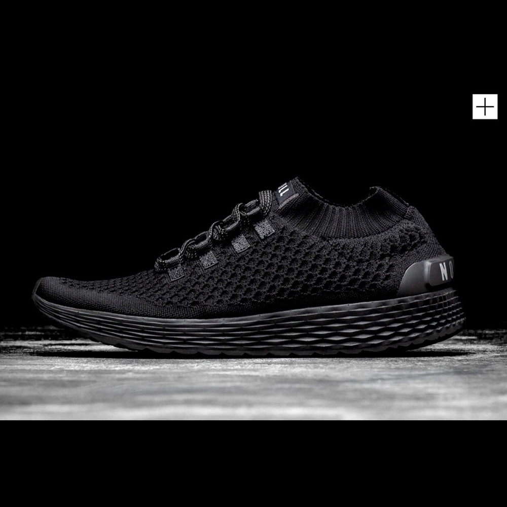 NOBULL Black Tennis Shoes size 9.5